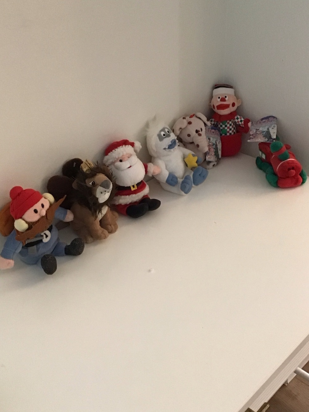 Vintage Rudolph the Red-Nosed Reindeer: The Island of Misfit Toys plush figures